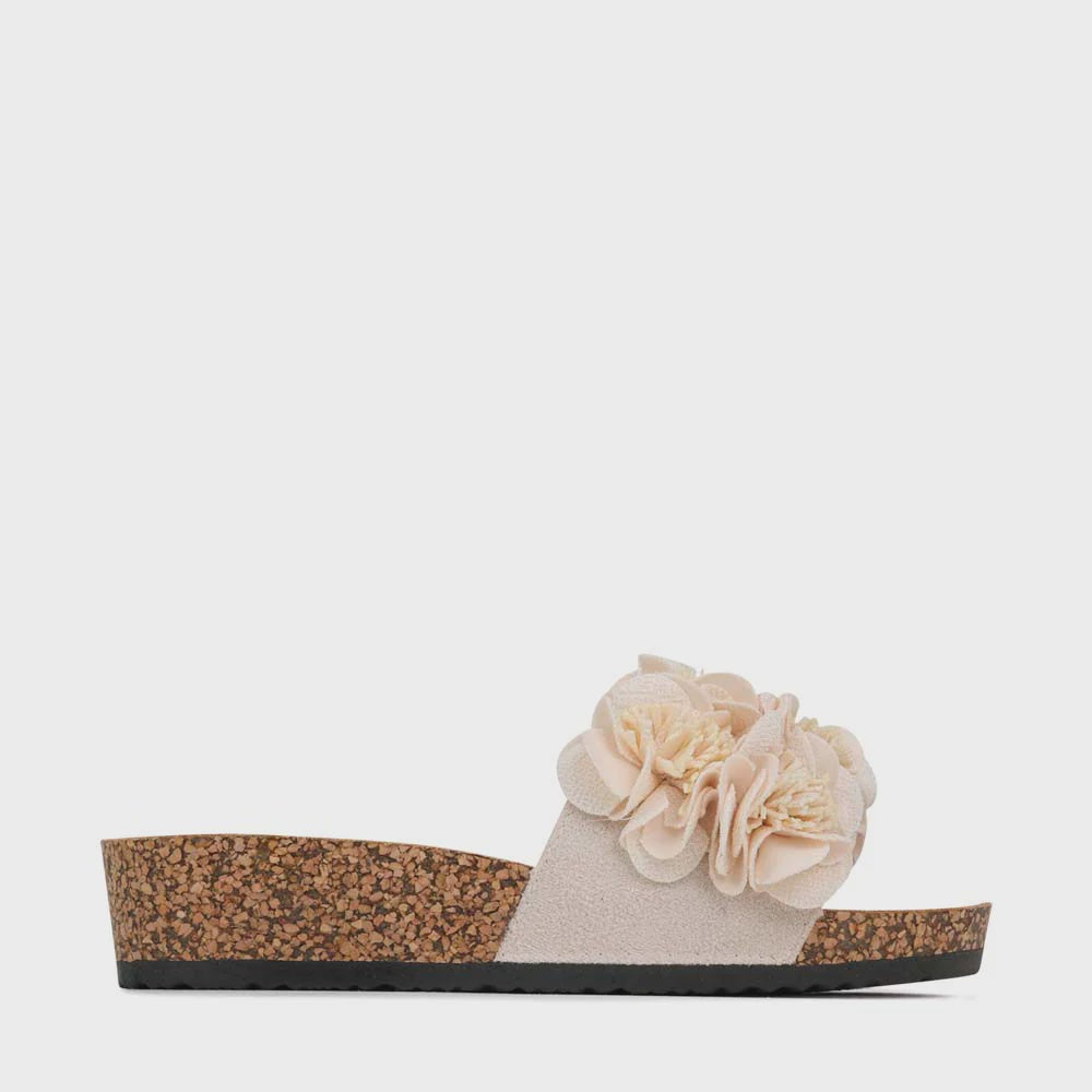 Corsage Sandal in Natural