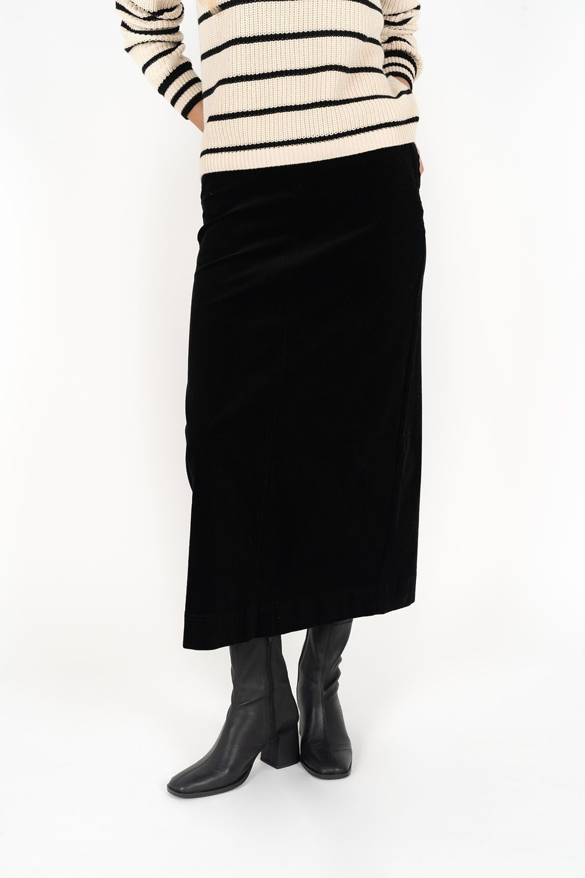 Billie Cord Skirt Midnight Black