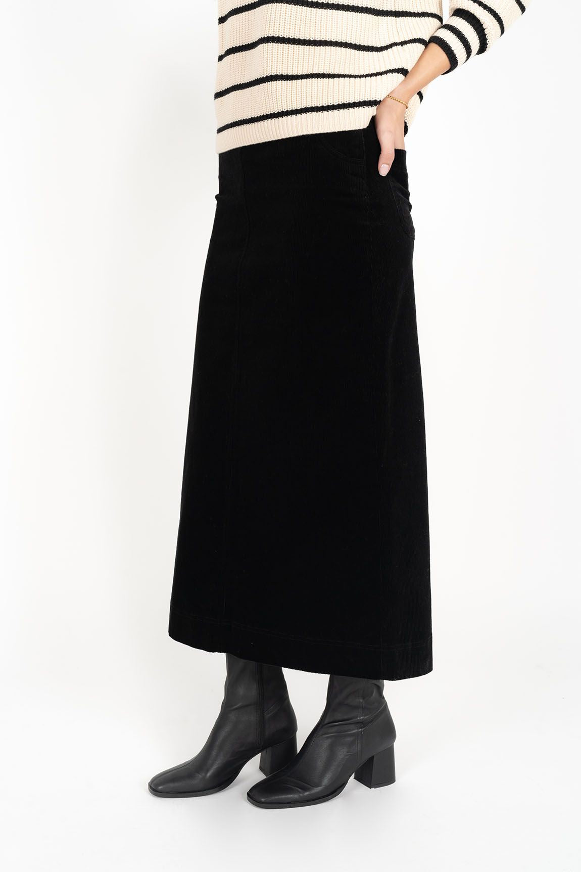 Billie Cord Skirt Midnight Black