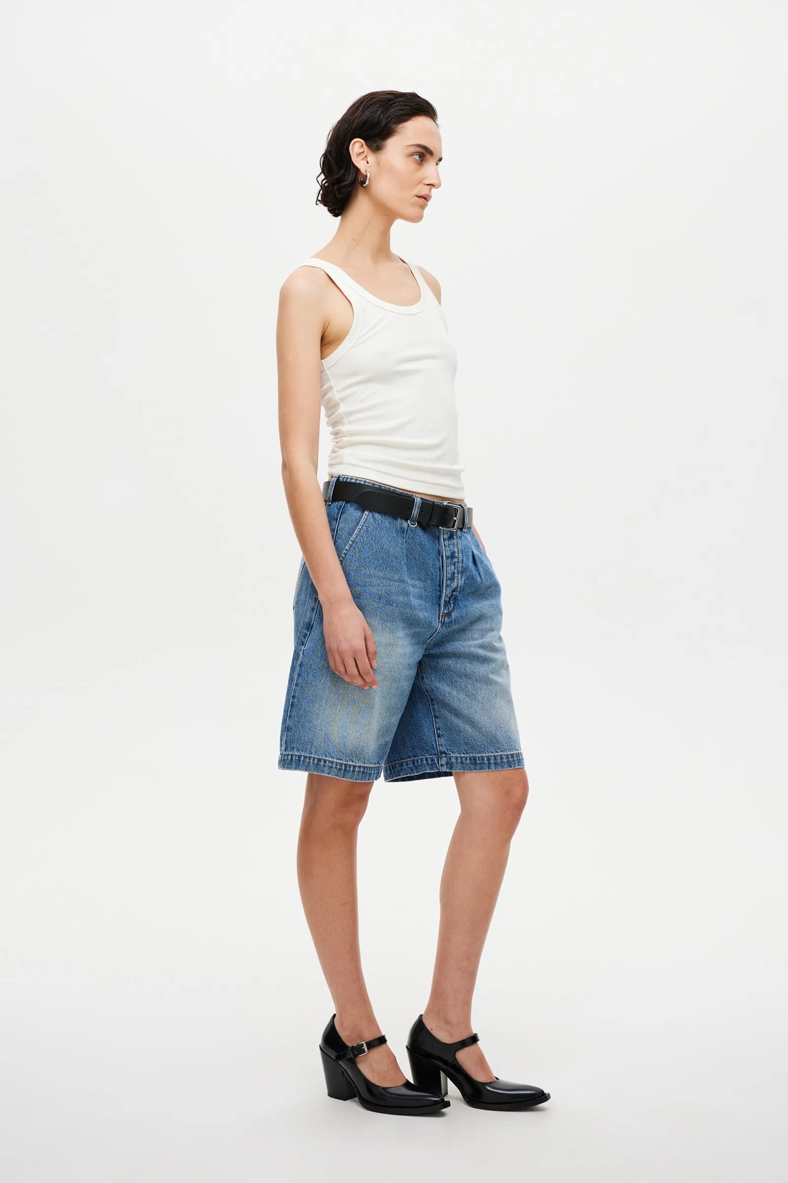 Neuw Echo Relaxed Short Sonic
