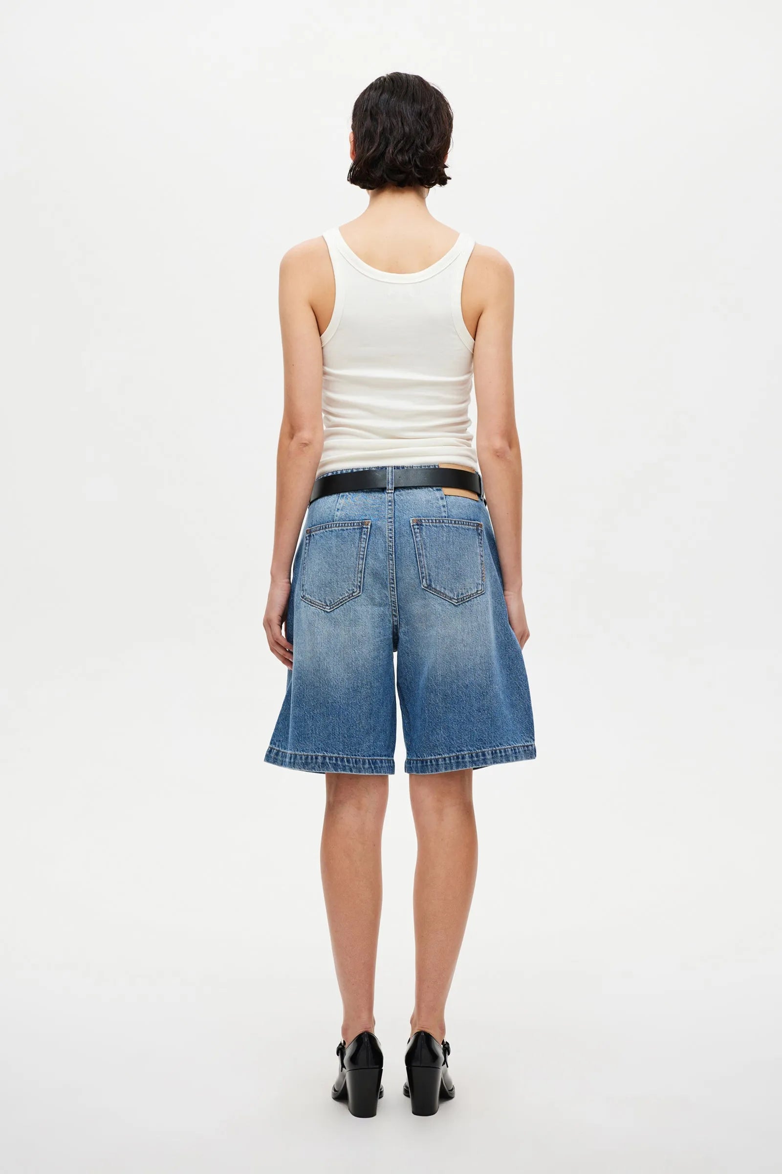 Neuw Echo Relaxed Short Sonic