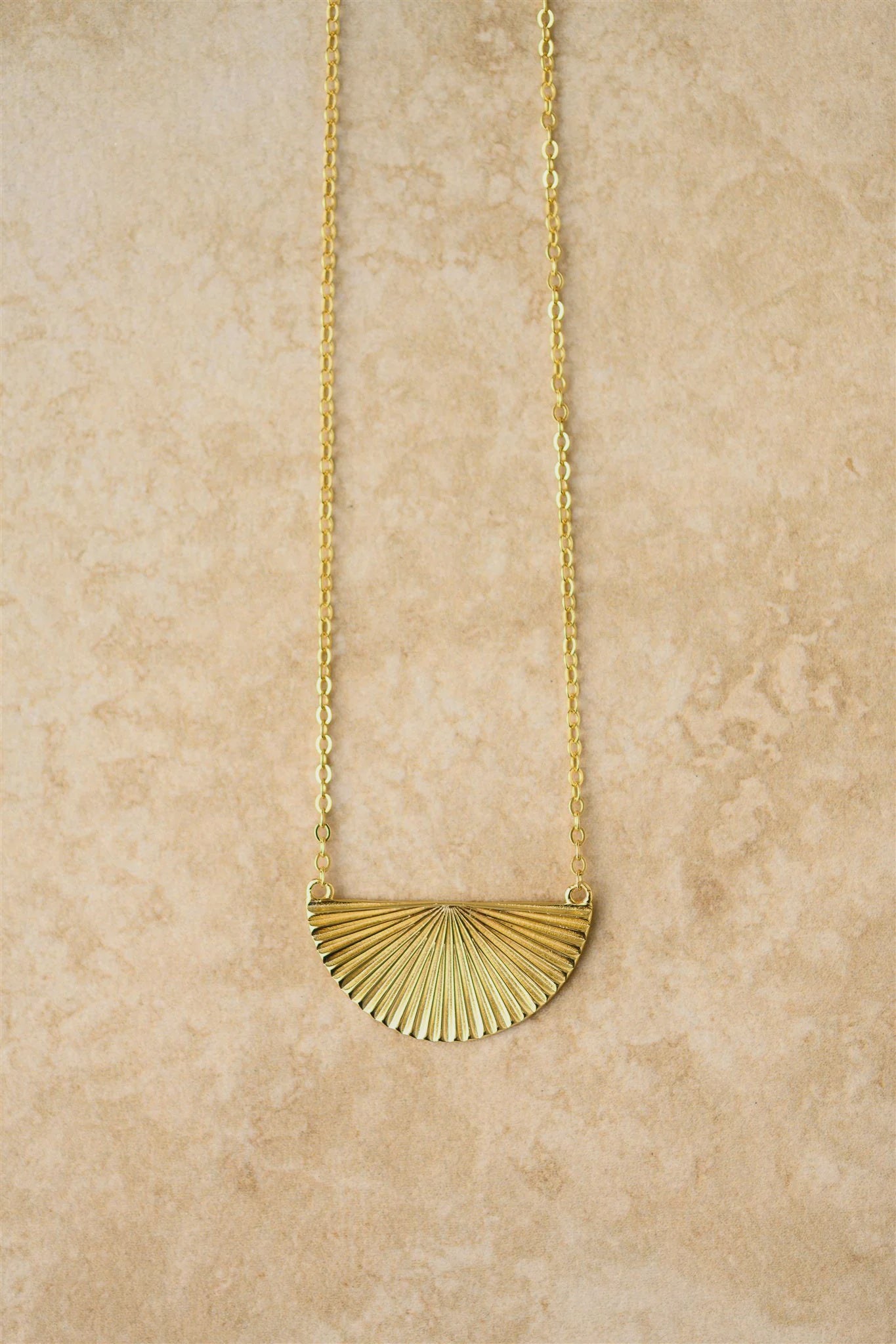 Indigo and Wolfe Indigo Necklace Gold