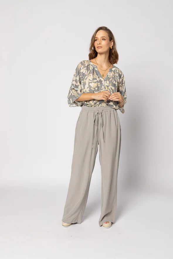 Relaxed Pant Grey Cloud