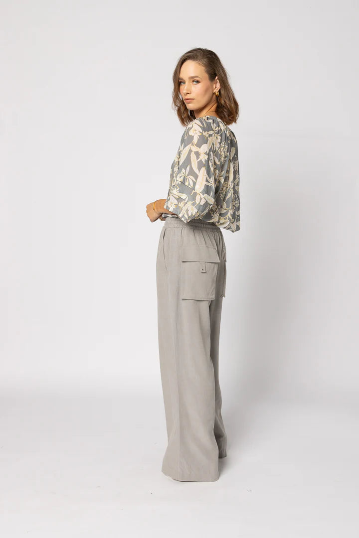 Relaxed Pant Grey Cloud
