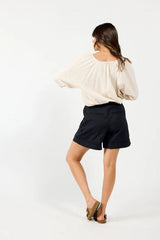 Drama The Label Beth Short in Black