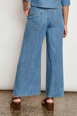 Affinity Jean Mid wash denim