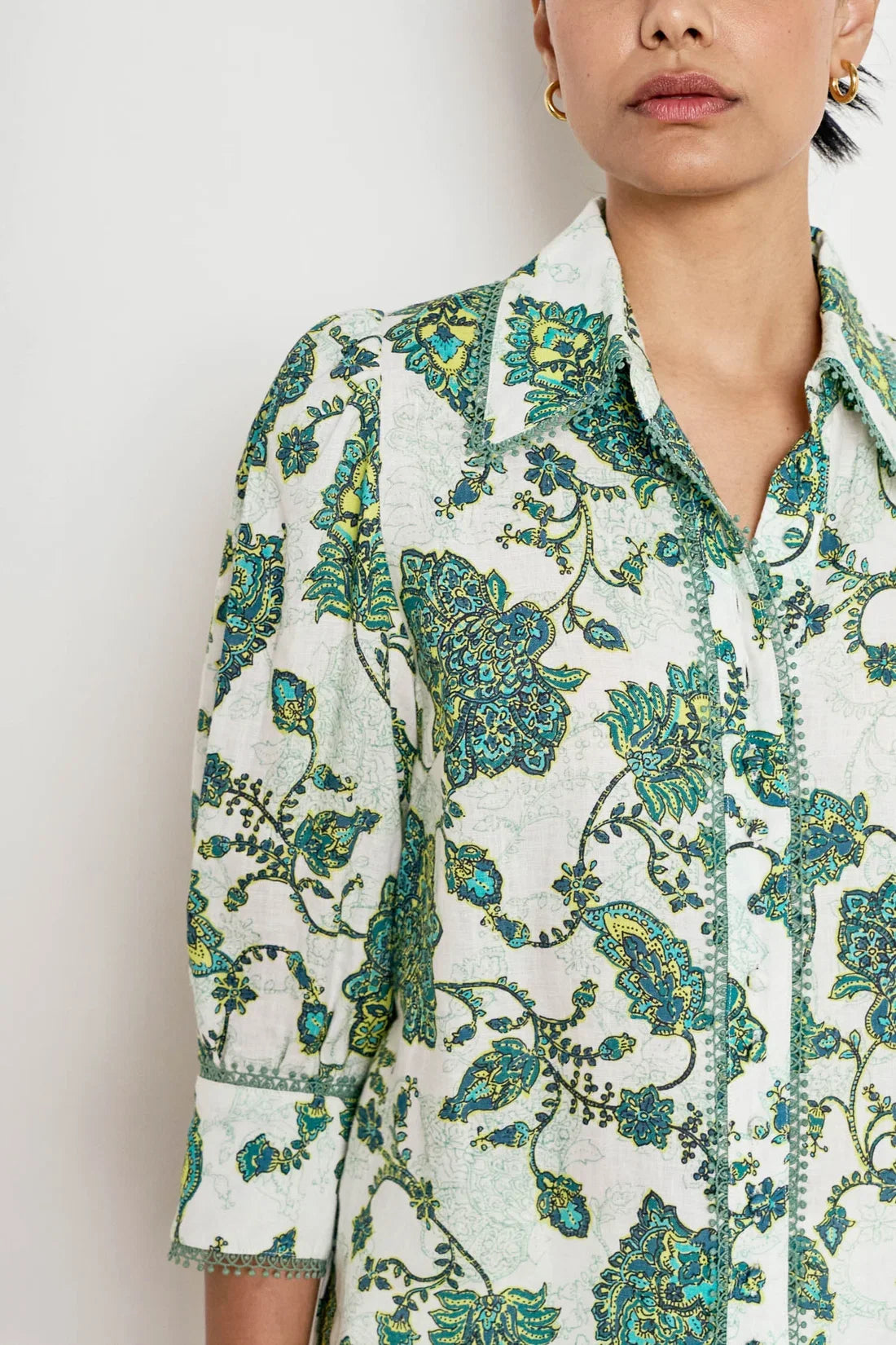 Serenade Top Garden Paisley