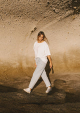 Le Edit Mom Jeans In Stonewashed