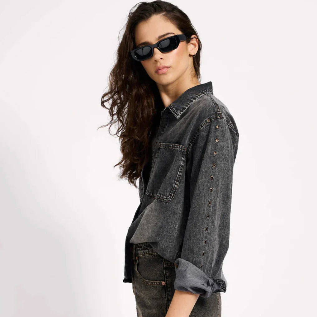 Nixie Eyelet Classic Fit Denim Shirt Char/Black