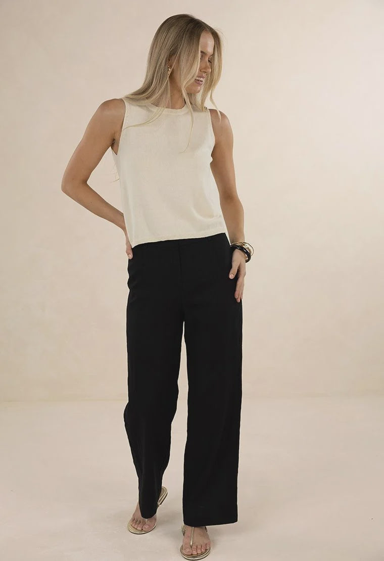 Delta Pant Black