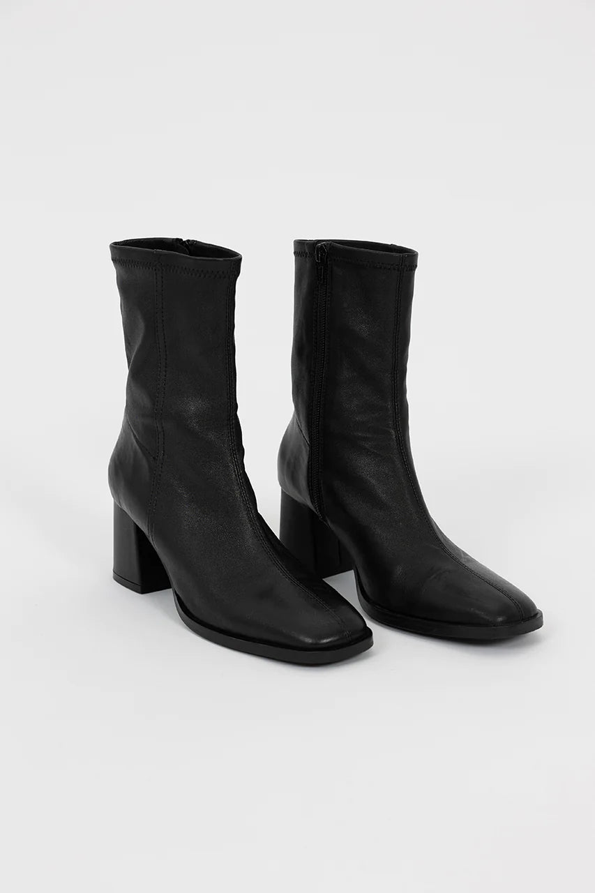 Humidity Tori Boot Black