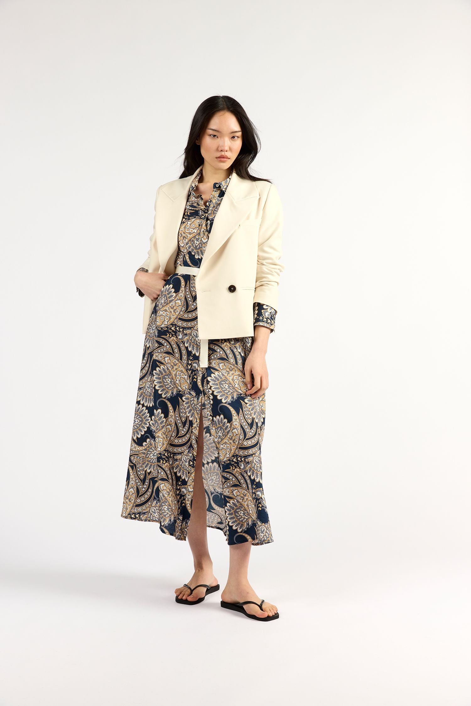 Crop Blazer Cloud