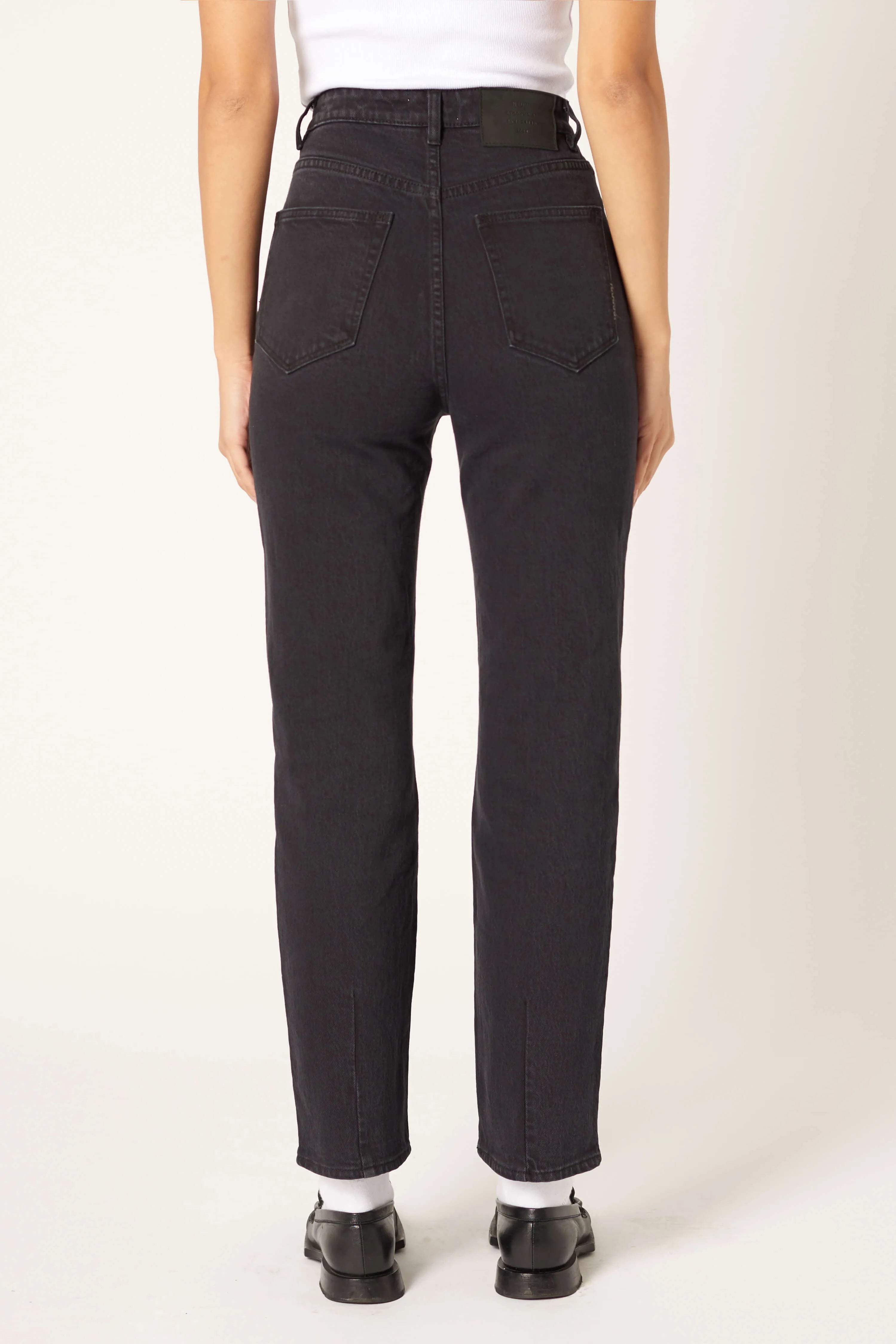 Nico Straight Jean Blackout 28' Leg