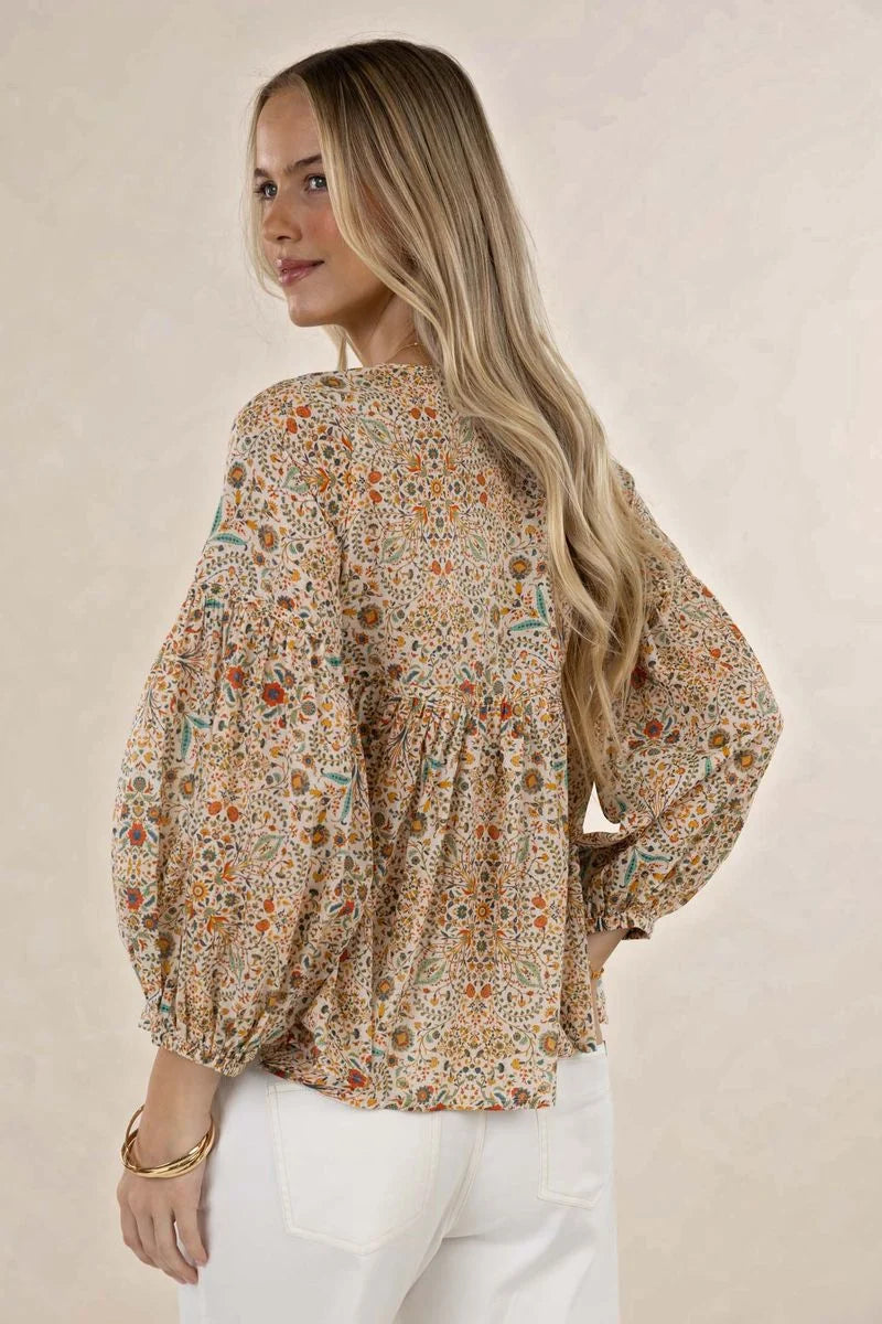 Lara Blouse Almond Print
