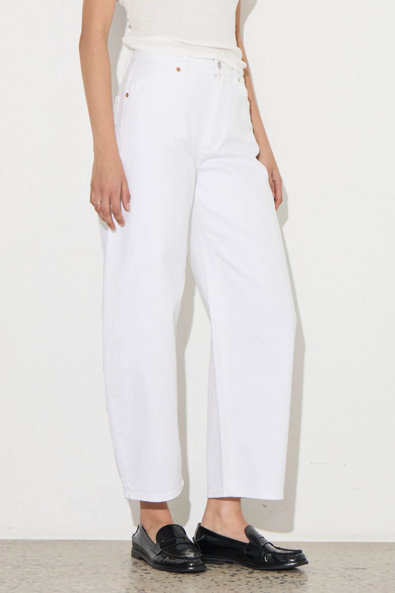 Arc Barrel White Gold