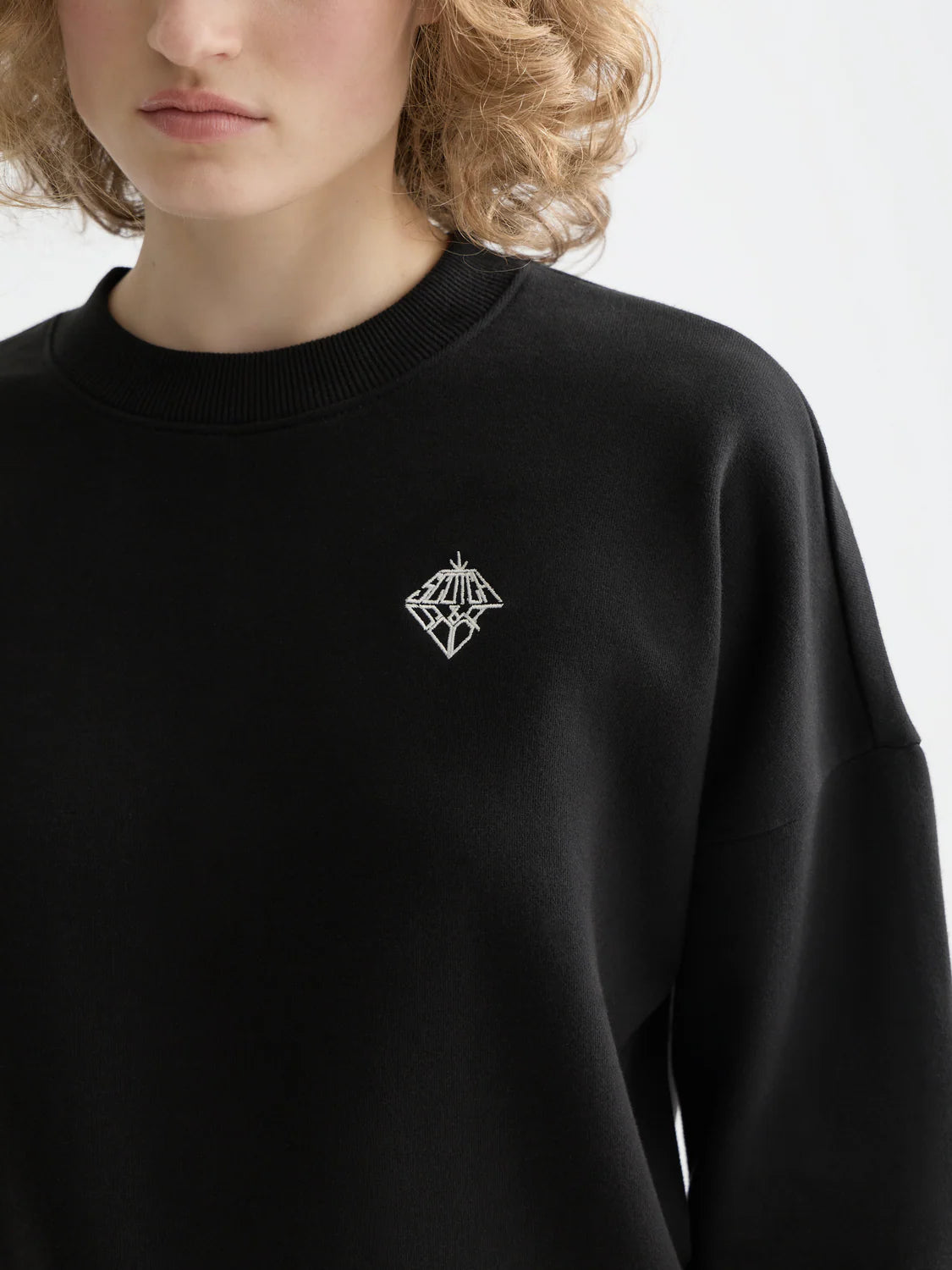 embroidered Logo Sweatshirt Black