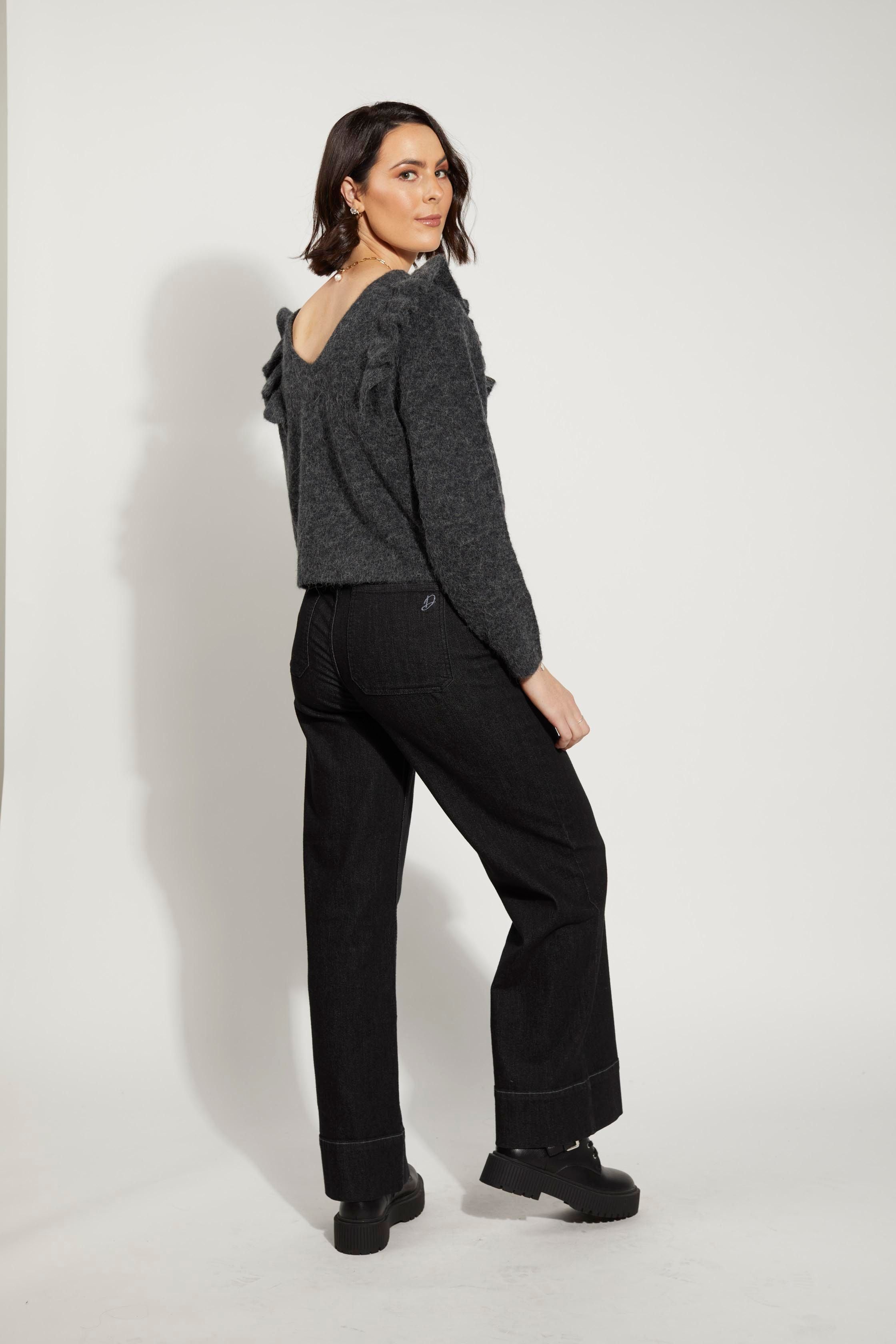 Drama The Label Hawthorne Jumper in Charcoal