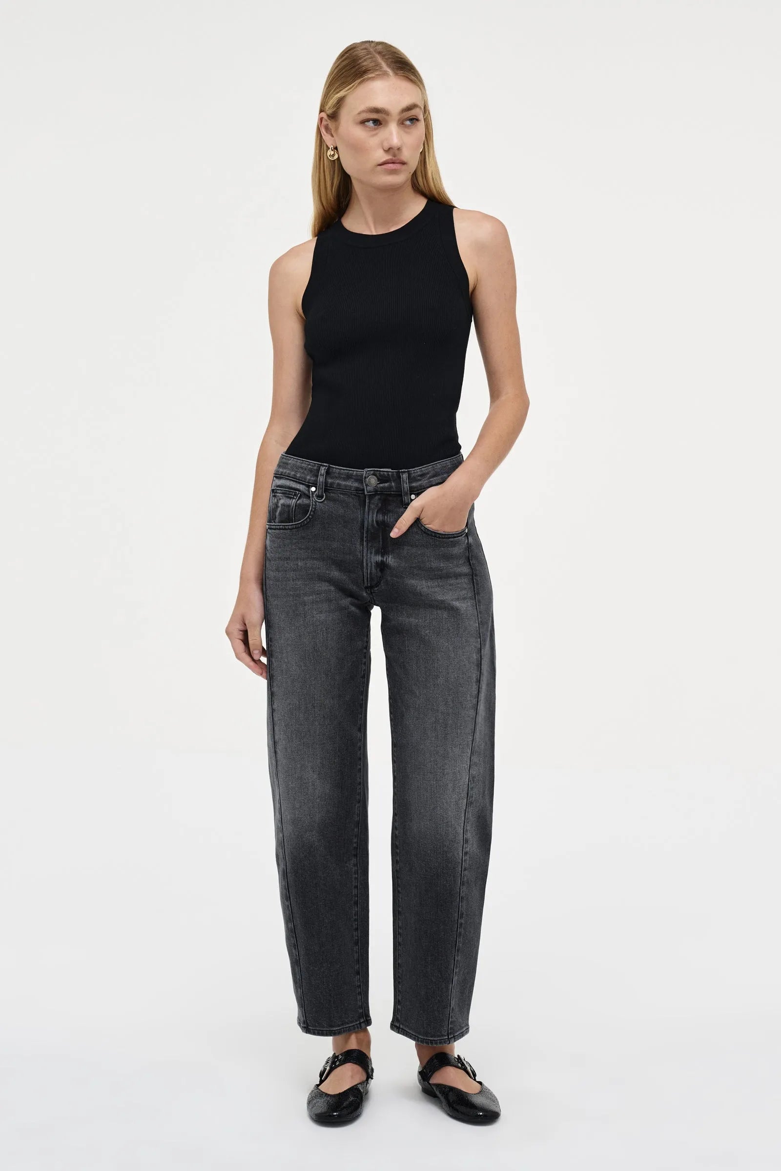 Amber Barrel Washed Black
