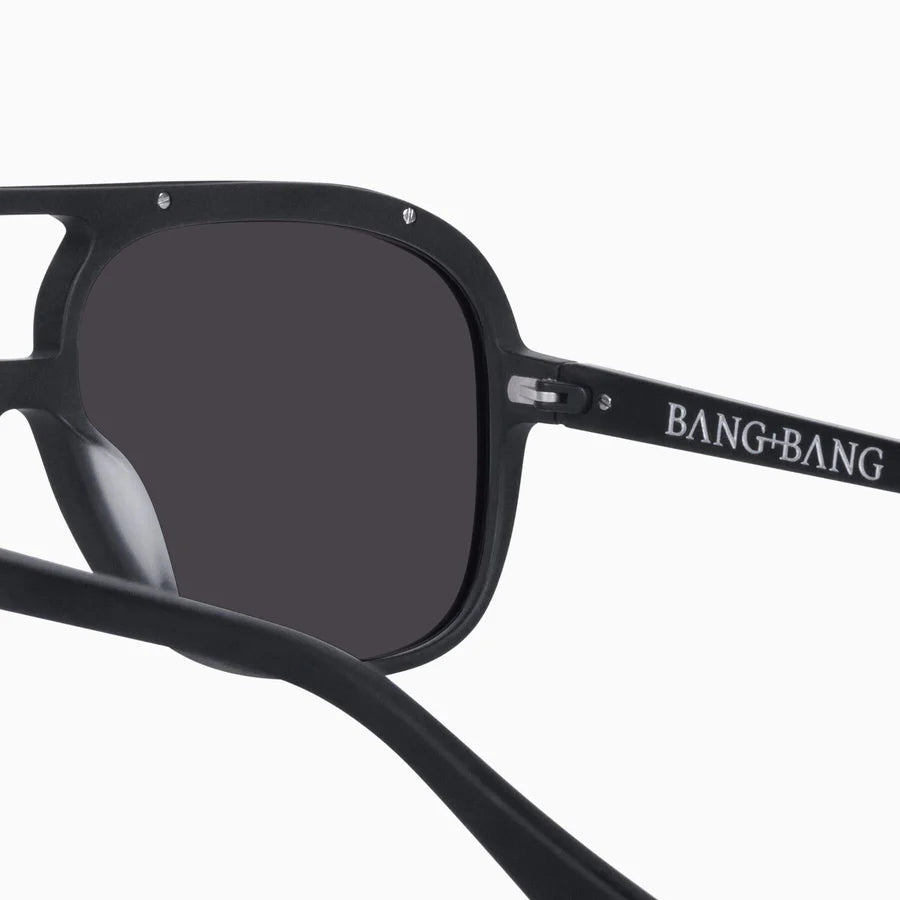 Bang Bang Matte Black w. Matte Black Metal / Black Lens