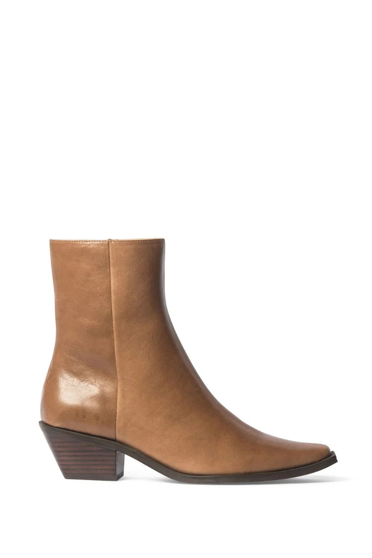 Zoe Kratzmann Intimation Boot in Choc