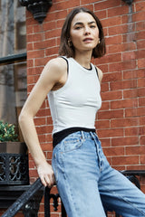 Jonesy Singlet AM in White