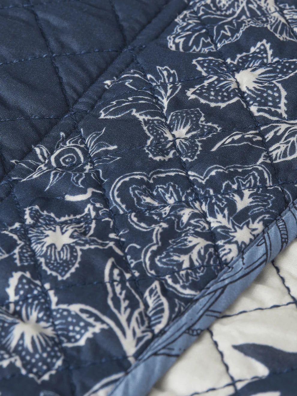 Reversible Printed Quilted Jacket Horse Bandana