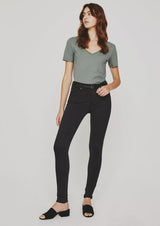 AG Farrah  High Rise Skinny in Superstretch Sateen